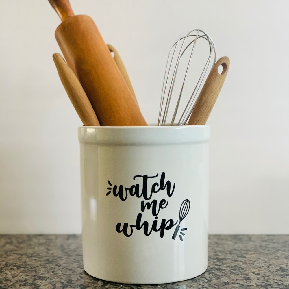 Ceramic kitchen utensil holder